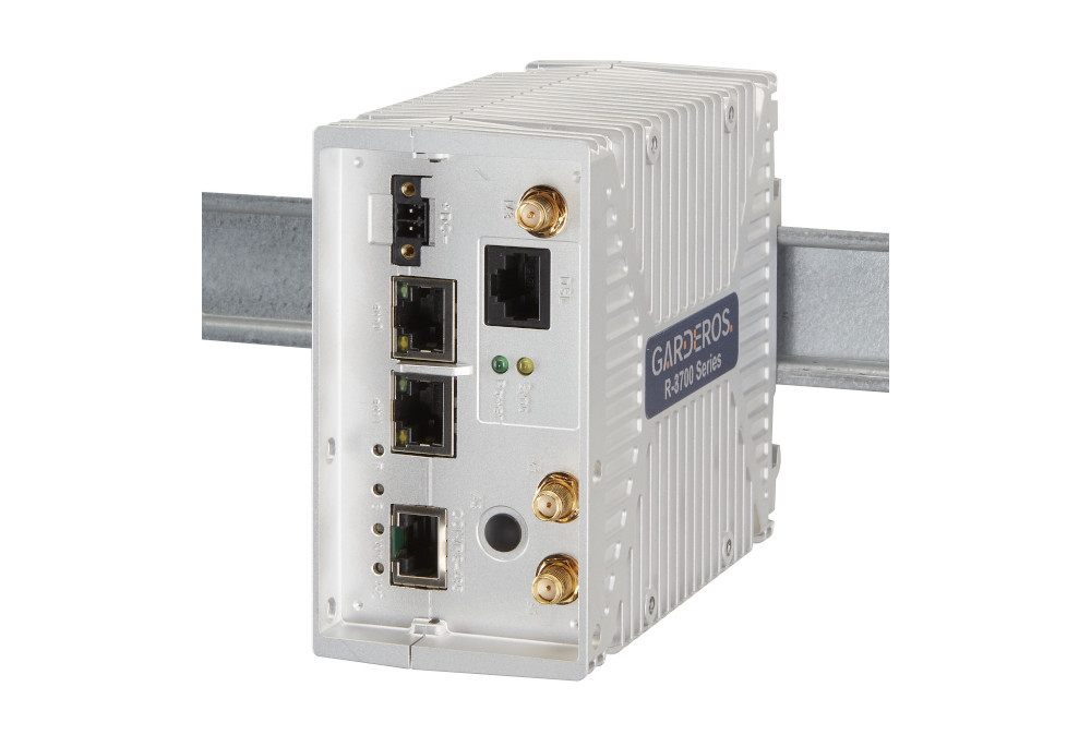 R-4700 Series router